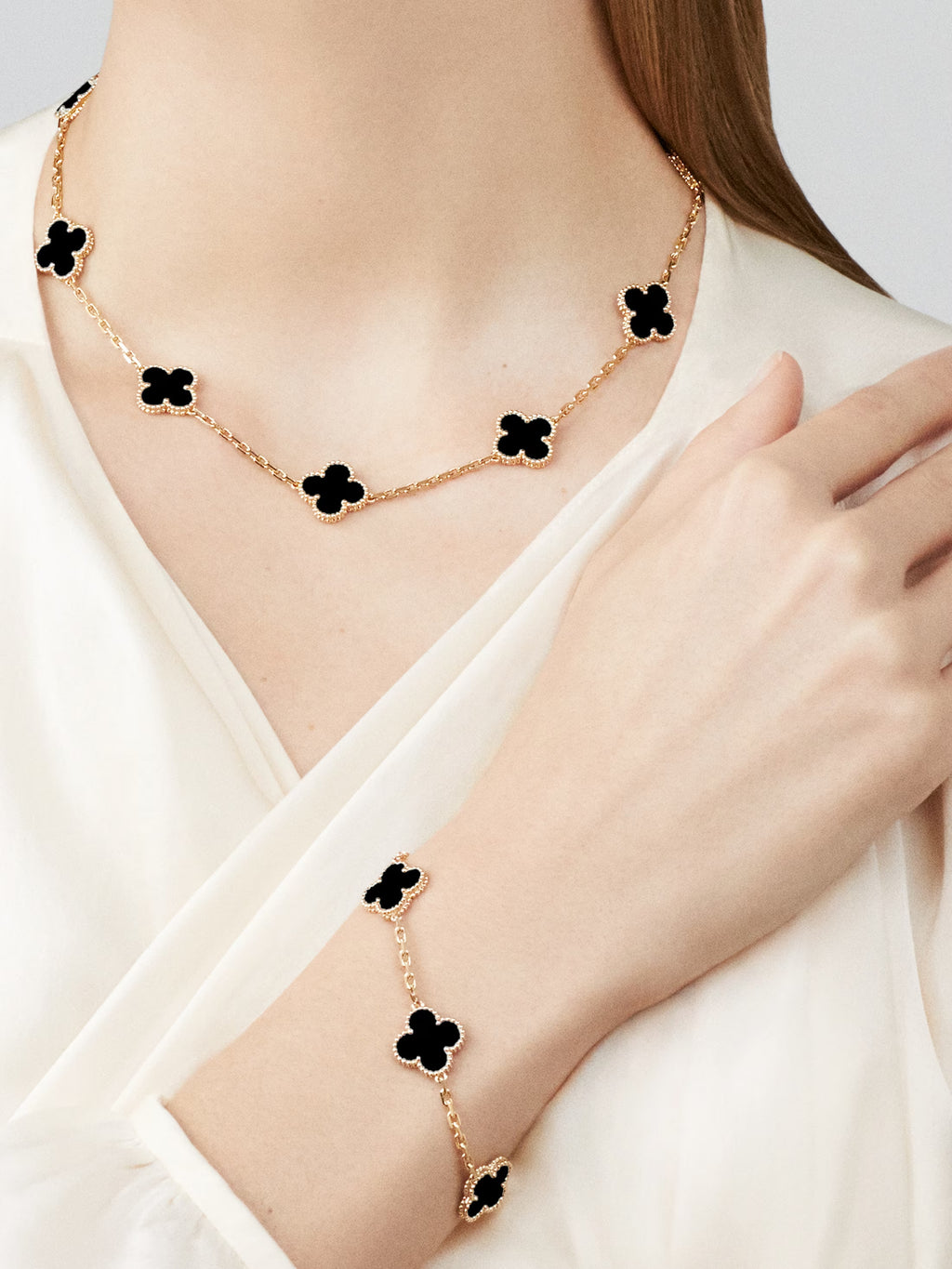 🍀COLLAR  TREBOL DE 4 HOJAS + PULSERA TREBOL 4 HOJAS DE REGALO.🍀