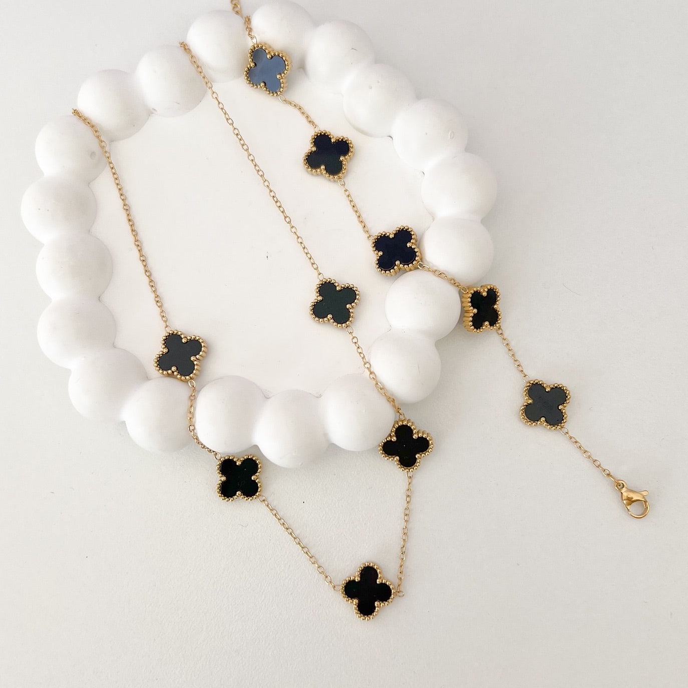 🍀COLLAR Y PULSERA VAN CLEEF + CAJA REGALO.🍀