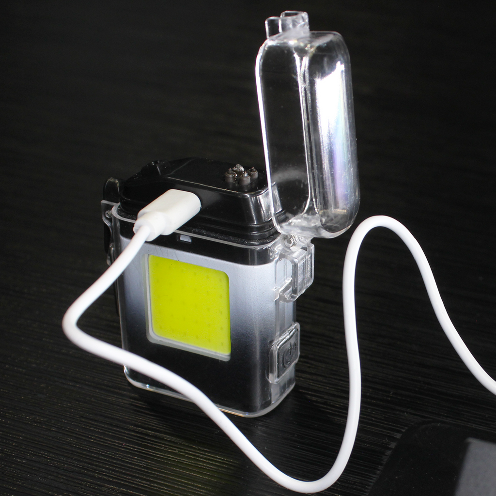 Encendedor con Linterna.